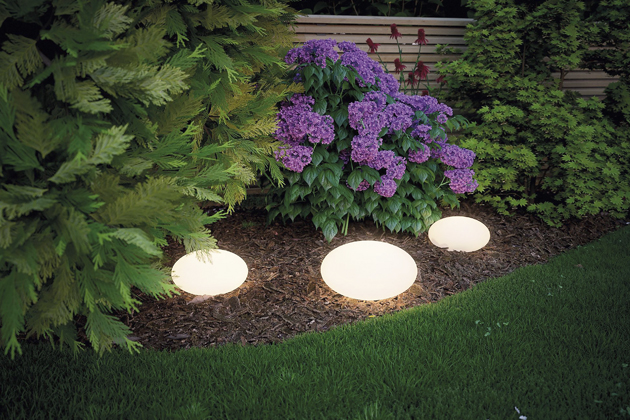 LED venkovní bodové osvětlení Stone ze série Plug &amp; Shine, výška 17 cm, Ø 28 cm, cena 1 490 Kč
