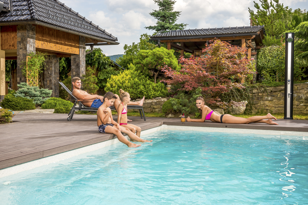 Keramické bazény Compact vynikají nadčasovým designem, unikátními mechanickými vlastnostmi a použitím nejmodernějších technologií.  Materiál neoxiduje a nekřehne,  více na